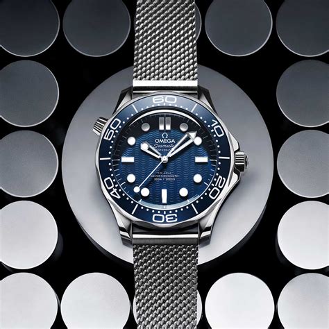 Omega Seamaster Diver 300M « James Bond » .